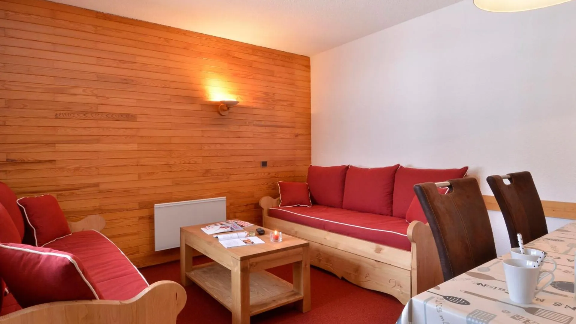Апартаменты Chaleureux 2P - Piscine - Animaux - Proche Pistes - Fr-1-181-2012 La Plagne-Tarentaise 0*,  Франция